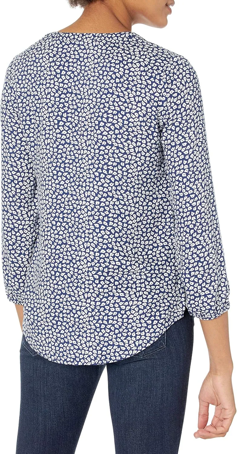 Amazon Essentials Women's 3/4 Sleeve Button Popover Shirt